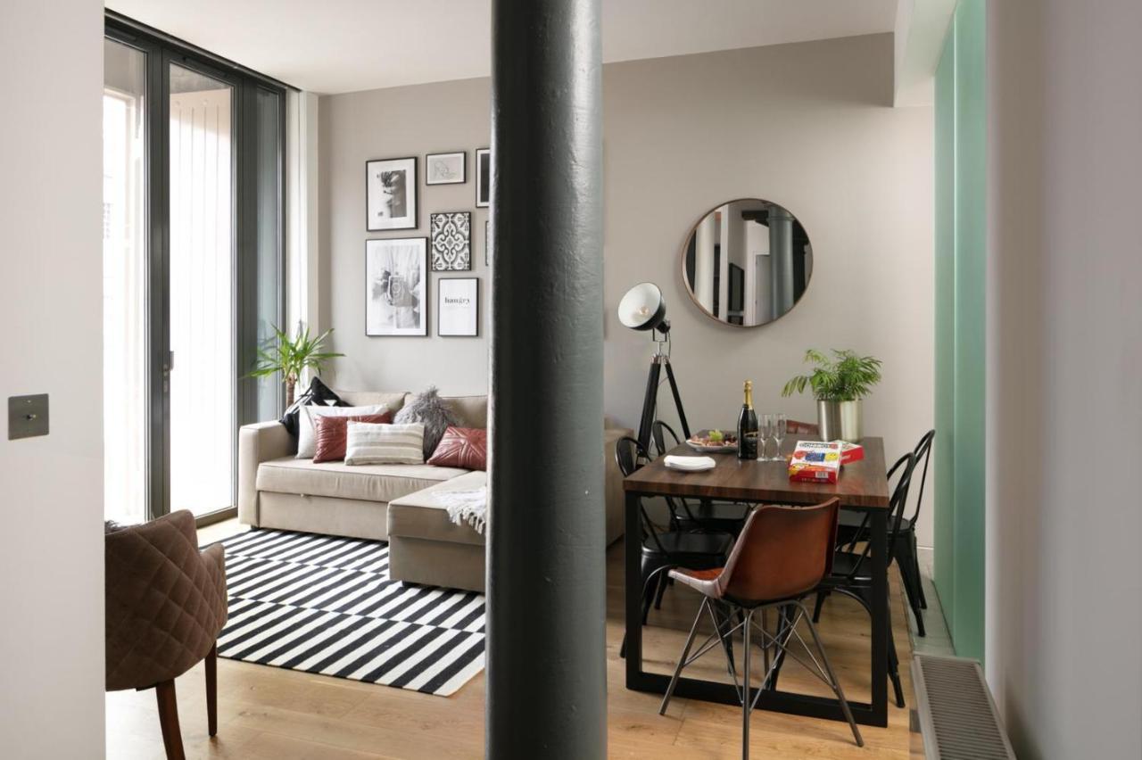 Two-Bedroom Apartment At Royal William Yard, 普里茅斯 外观 照片
