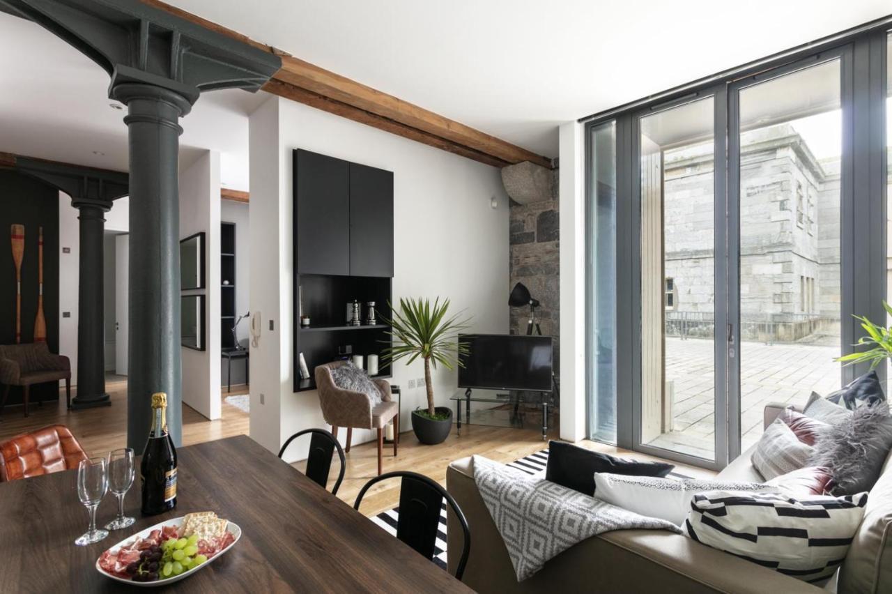 Two-Bedroom Apartment At Royal William Yard, 普里茅斯 外观 照片
